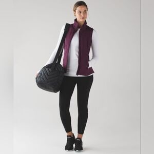 Lululemon Run For Cold Vest Primaloft Plum Size 6 Pre-owned